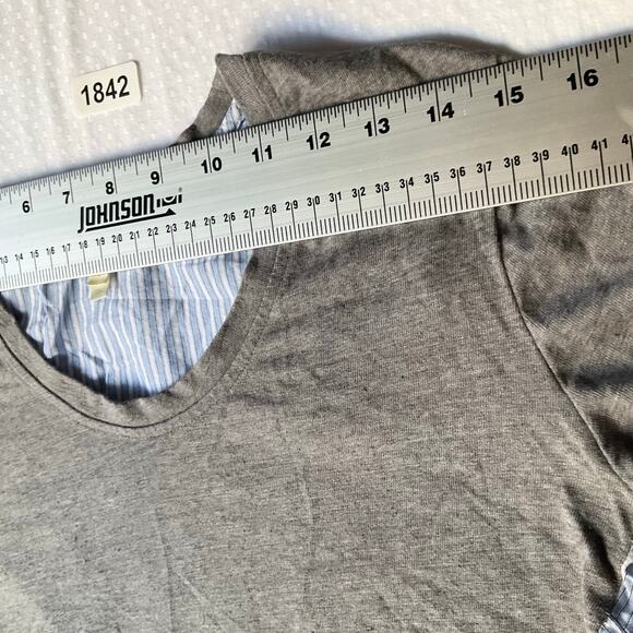 Deletta Women’s Short Sleeve Screw Neck Blouse size S, Gray & Blue - Picture 3 of 8